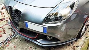 Alfa Romeo Giulietta con Lama Sottoparaurti Carbon Look Installata da QualitySpCars